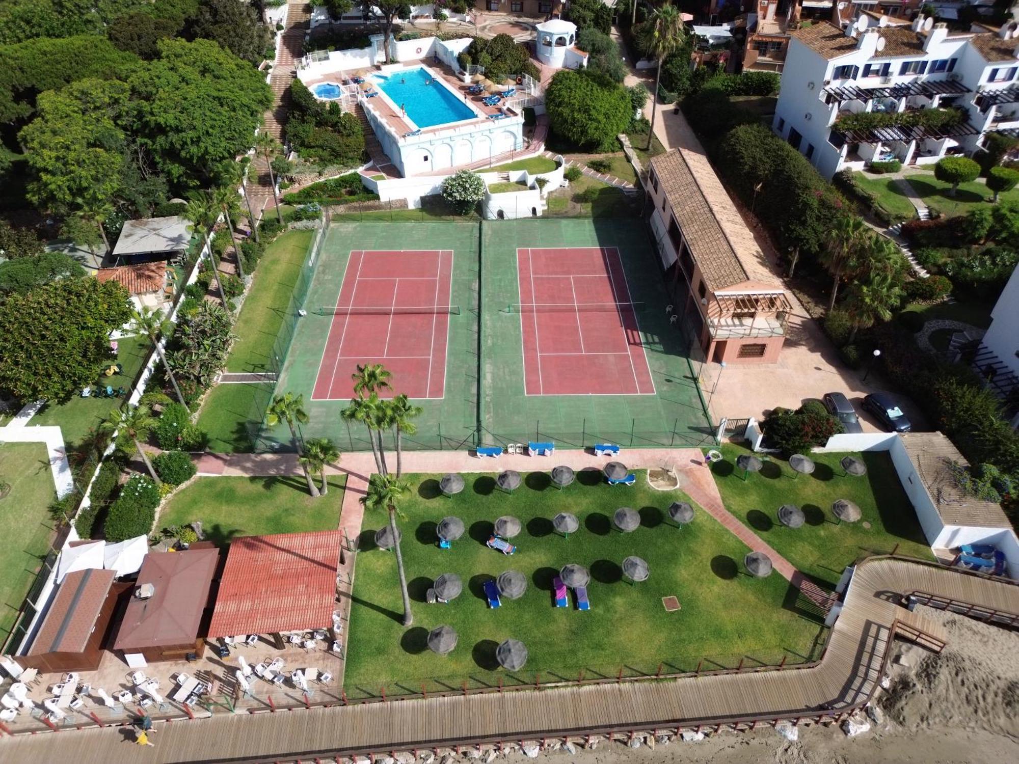 Alhamar Apartment Beachfront In Calahonda Sitio de Calahonda Buitenkant foto